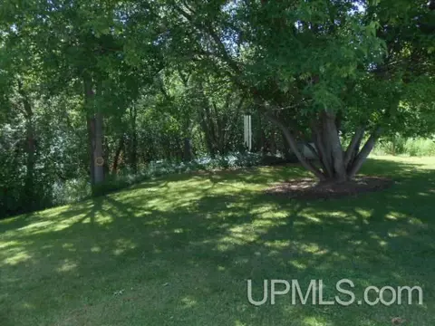 19769 Mcrae, Ewen, MI 49925 photo 16