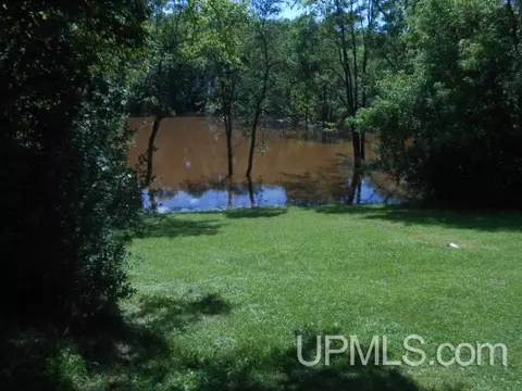 19769 Mcrae, Ewen, MI 49925 photo 18