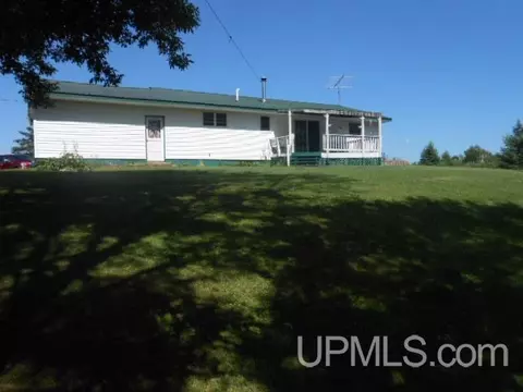 19769 Mcrae, Ewen, MI 49925 photo 17