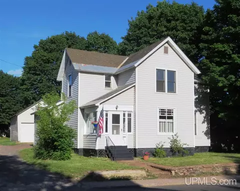 912 N Third, Ishpeming, MI 49849 photo 1