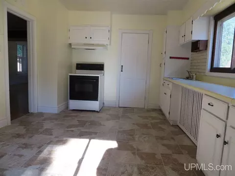 912 N Third, Ishpeming, MI 49849 photo 27