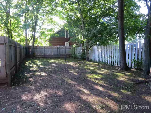 912 N Third, Ishpeming, MI 49849 photo 3