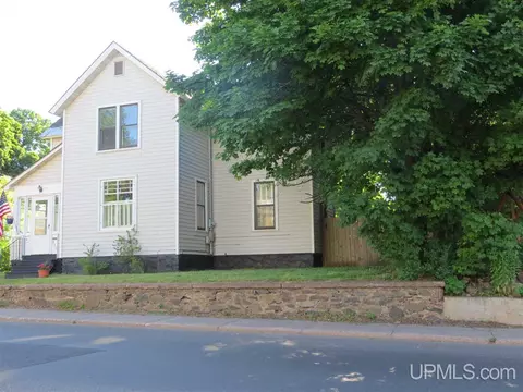 912 N Third, Ishpeming, MI 49849 photo 35