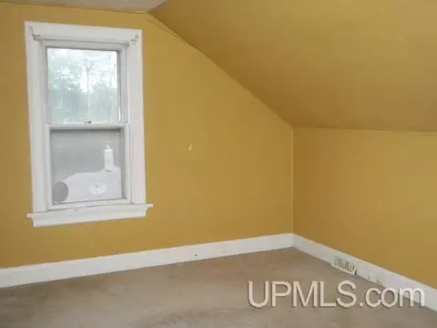 640 E Division, Ishpeming, MI 49849 photo 15