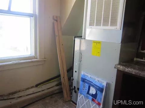 215 Hemlock, Munising, MI 49862 photo 11