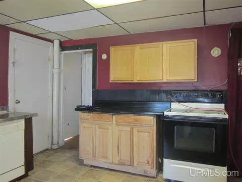 215 Hemlock, Munising, MI 49862 photo 13