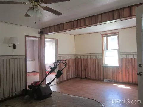 215 Hemlock, Munising, MI 49862 photo 20