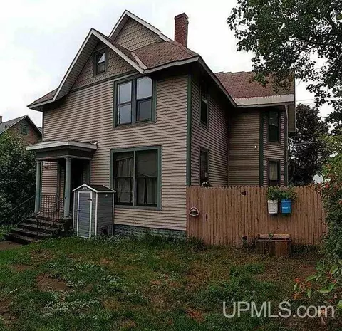 200 W Euclid, Ishpeming, MI 49849 photo 1
