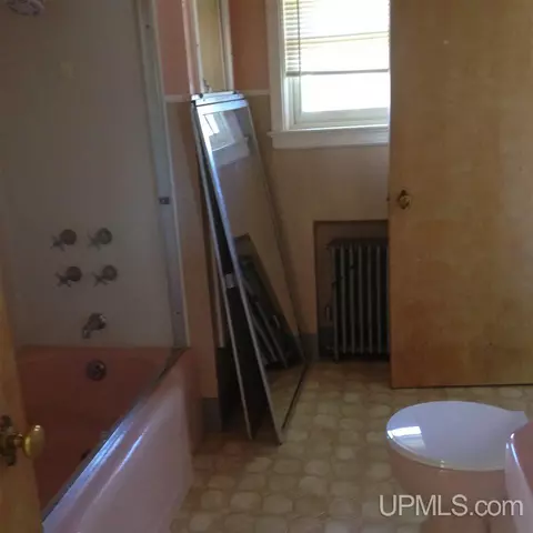 200 W Euclid, Ishpeming, MI 49849 photo 18