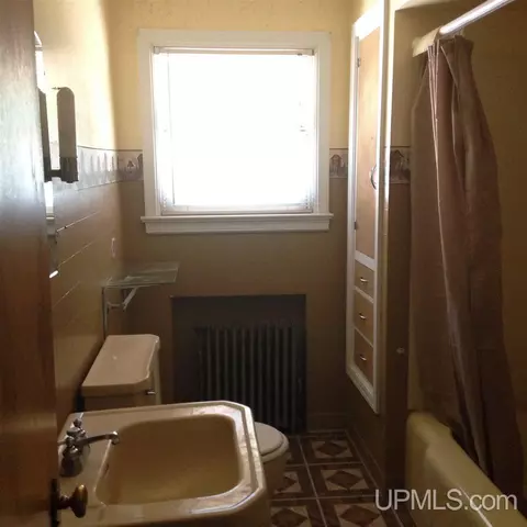200 W Euclid, Ishpeming, MI 49849 photo 19