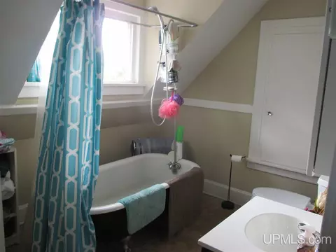 947 Stephenson, Escanaba, MI 49829 photo 8