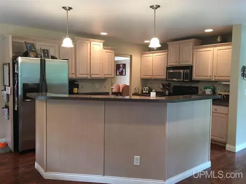 1650 Ellsworth, Ishpeming, MI 49849 photo 8