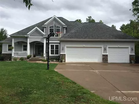1650 Ellsworth, Ishpeming, MI 49849 photo 2