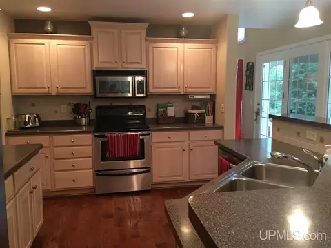 1650 Ellsworth, Ishpeming, MI 49849 photo 11