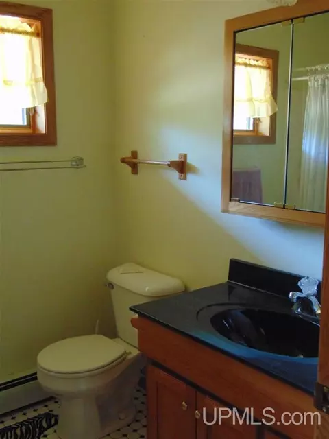 1945 North Lk, Ishpeming, MI 49849 photo 26