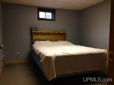 4843 Danforth, Escanaba, MI 49829 photo 8