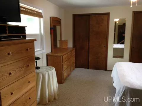 4843 Danforth, Escanaba, MI 49829 photo 10