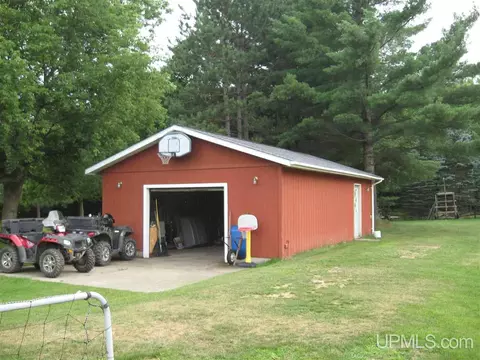 4843 Danforth, Escanaba, MI 49829 photo 15