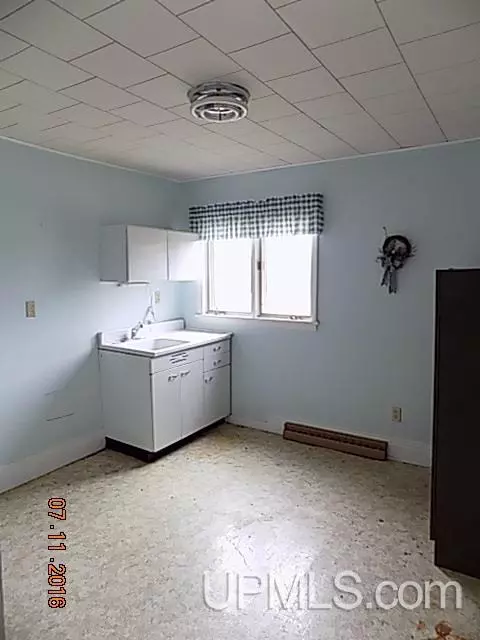 2100 Deer Lk, Ishpeming, MI 49849 photo 13