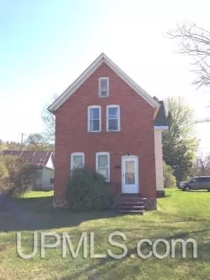 2100 Deer Lk, Ishpeming, MI 49849 photo 2