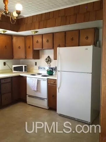1020 Summit, Hancock, MI 49930 photo 13