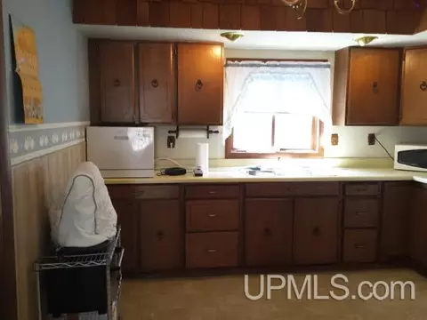 1020 Summit, Hancock, MI 49930 photo 14