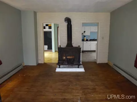 318 S Fourth, Ishpeming, MI 49849 photo 4