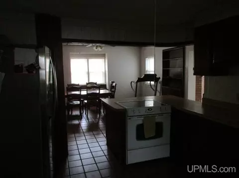 931 W Munising, Munising, MI 49862 photo 9