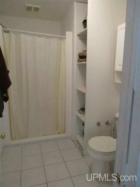 931 W Munising, Munising, MI 49862 photo 15