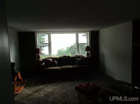 931 W Munising, Munising, MI 49862 photo 5