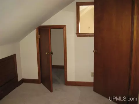 1100 S 11th, Escanaba, MI 49829 photo 14
