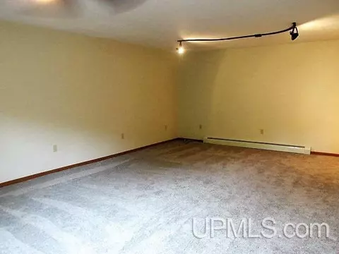 1076 Suncliff, Ishpeming, MI 49849 photo 13