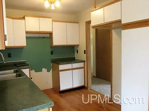 1076 Suncliff, Ishpeming, MI 49849 photo 10