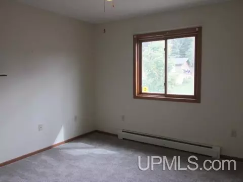 1076 Suncliff, Ishpeming, MI 49849 photo 12