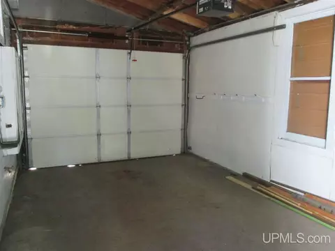 316 S 3rd, Escanaba, MI 49829 photo 14