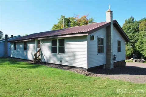 79 4th, South Range, MI 49963 photo 32