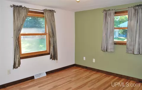 79 4th, South Range, MI 49963 photo 16