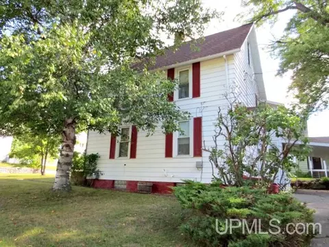 503 E A, Iron Mountain, MI 49801 photo 27