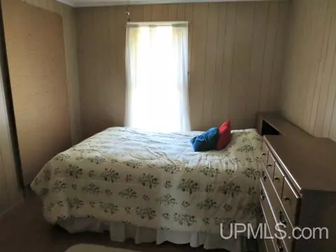 503 E A, Iron Mountain, MI 49801 photo 15