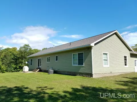 58533 Second, Calumet, MI 49913 photo 2