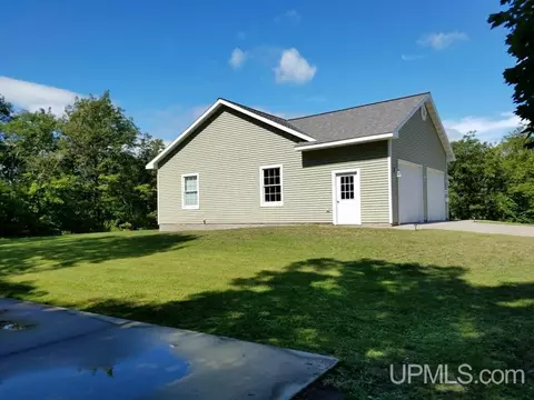 58533 Second, Calumet, MI 49913 photo 3