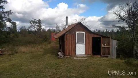 46853 Co Rd 581, Ishpeming, MI 49849 photo 10