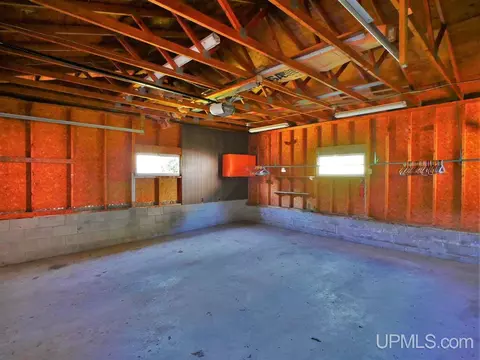 934 Willow, Hancock, MI 49930 photo 14