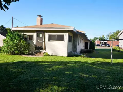 934 Willow, Hancock, MI 49930 photo 21