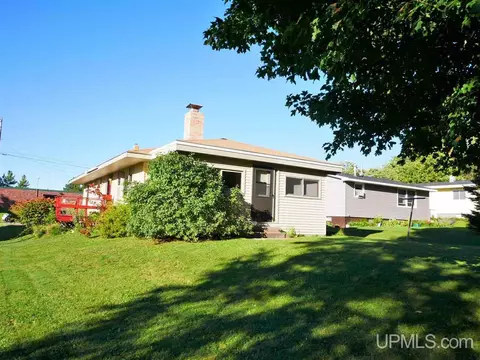 934 Willow, Hancock, MI 49930 photo 22