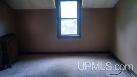 45 Deer Lk, Ishpeming, MI 49849 photo 3