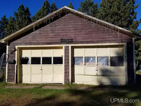 1609 Pierce, Wakefield, MI 49968 photo 3