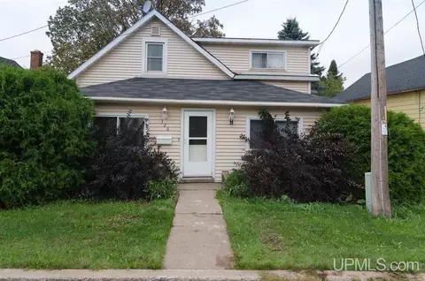 326 W Johnson, Ishpeming, MI 49849 photo 1