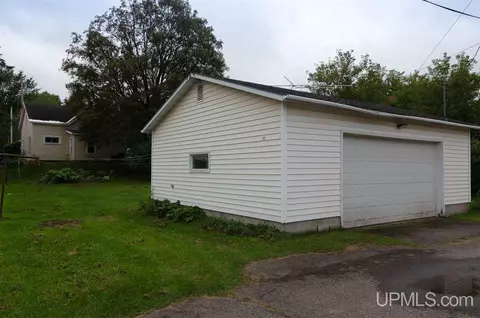 326 W Johnson, Ishpeming, MI 49849 photo 21