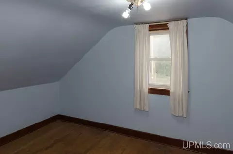 326 W Johnson, Ishpeming, MI 49849 photo 17